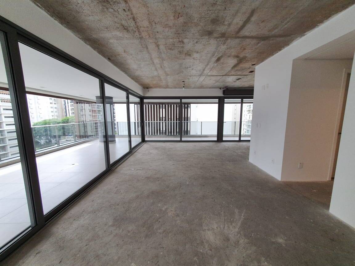 #702 - Apartamento para Venda em São Paulo - SP