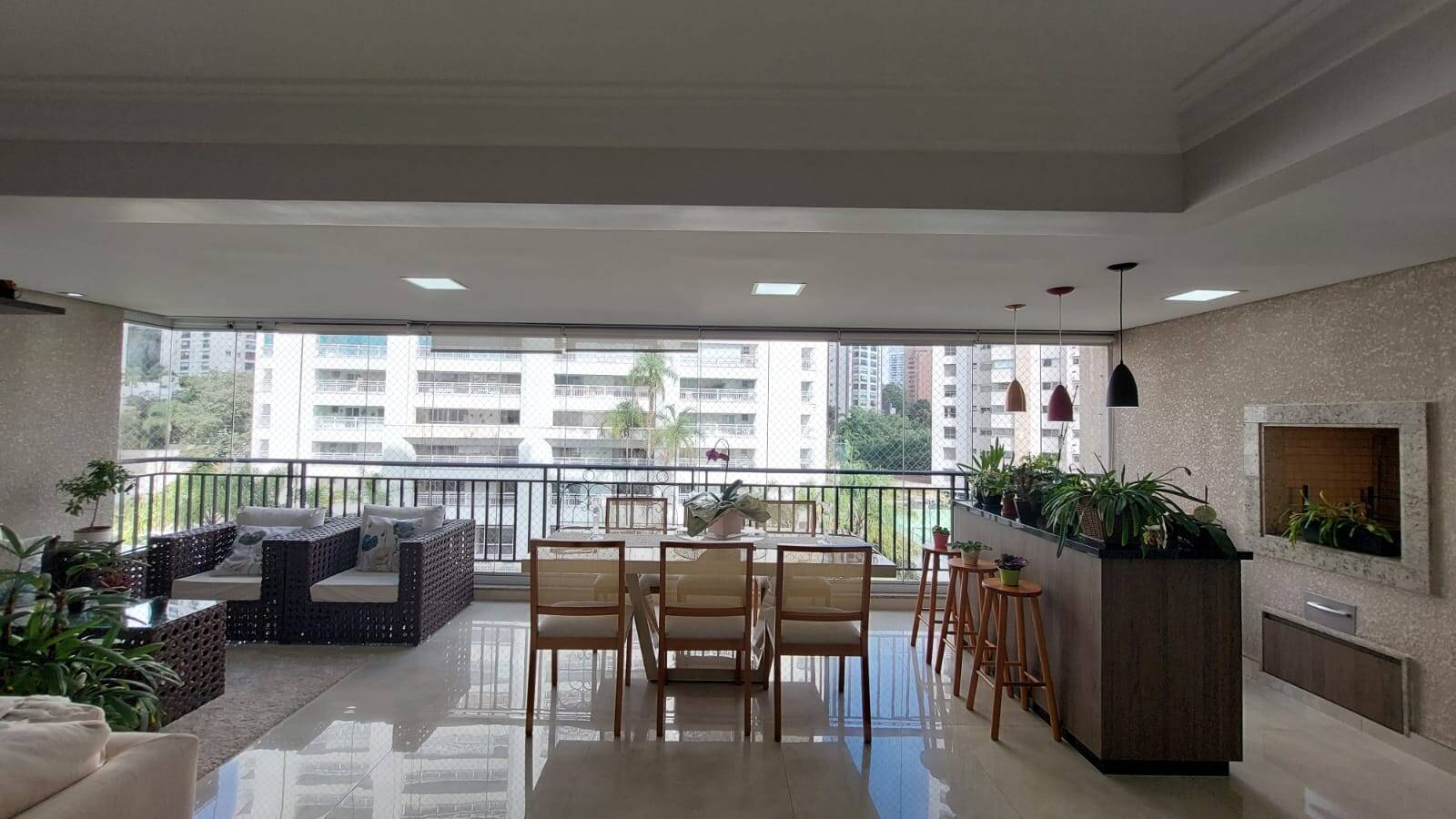 #911 - Apartamento para Venda em São Paulo - SP