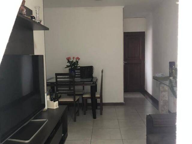 #325 - Apartamento para Venda em São Paulo - SP