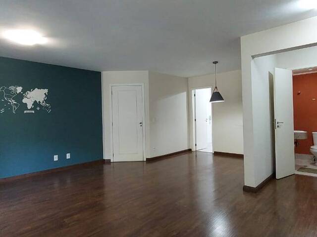 #606 - Apartamento para Venda em São Paulo - SP