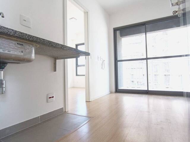 #704 - Apartamento para Venda em São Paulo - SP