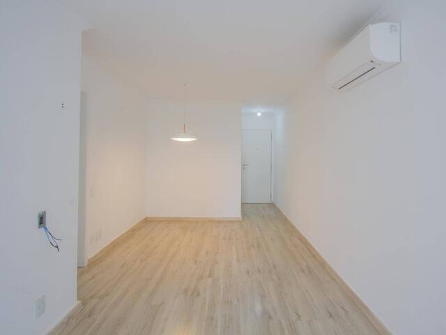 #724 - Apartamento para Venda em São Paulo - SP