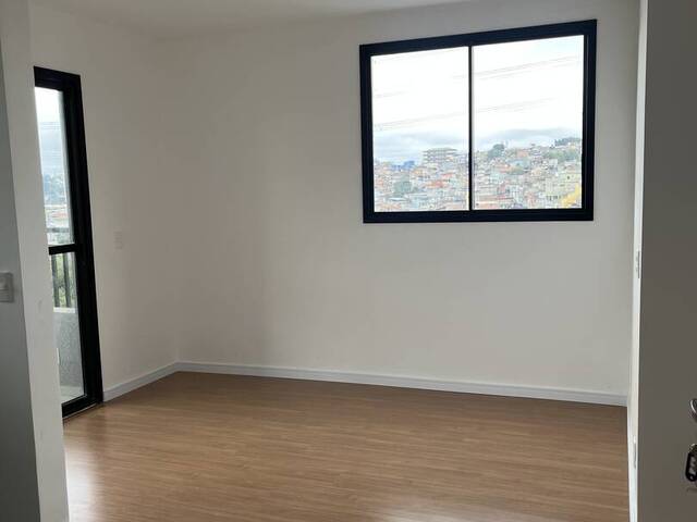 #898 - Apartamento para Venda em São Paulo - SP